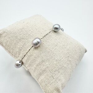Silver Dainty Freshwater Cultured Pearl Bracelet Iridescent Purple Gray Blue